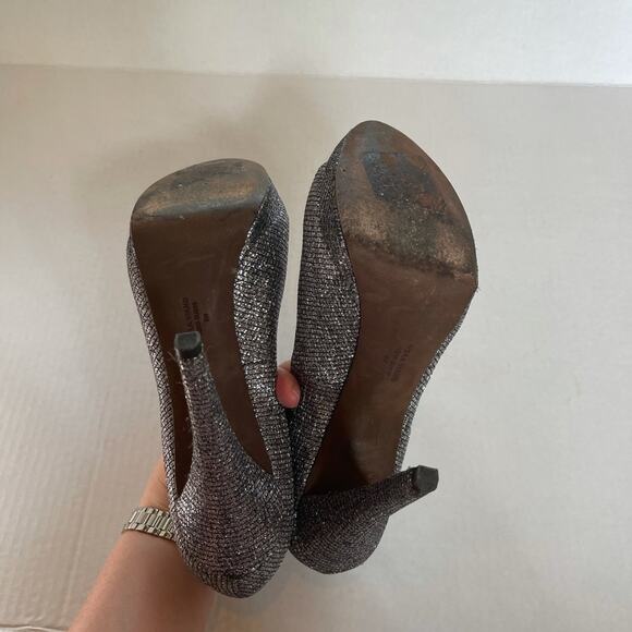 Vera Wang Selima Silver Glitter Platform Heels 9 - Picture 6 of 8
